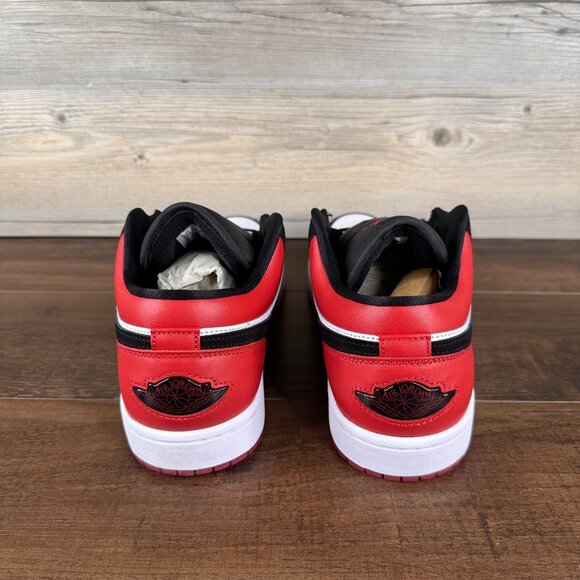 Nike Air Jordan 1 Low Black Toe Mens Size 10.5 White Black Gym Red IB8971 106 - Picture 5 of 9